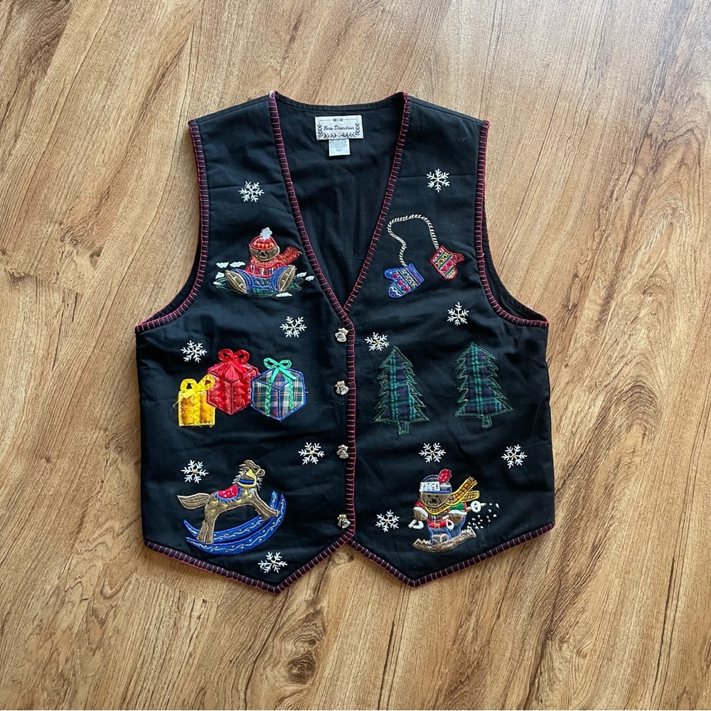 Vintage Grandma Core embroidered Christmas vest with bell buttons